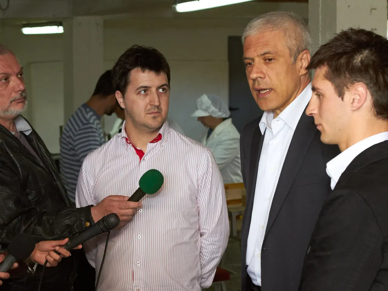 Guide on Securing Your Next Leadership Position Without Relying on Job Advertisements