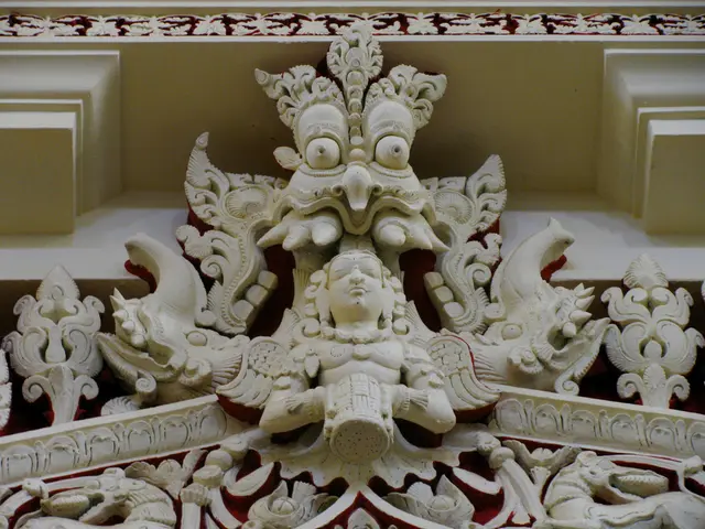 Stormy Seas, Winds, and Sunlight in Kunsthalle Exhibition