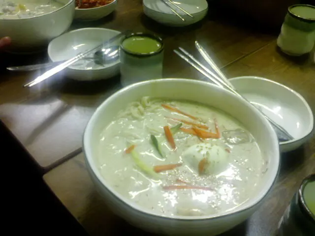 Foods Promoting Bowel Movements and Easing Constipation: