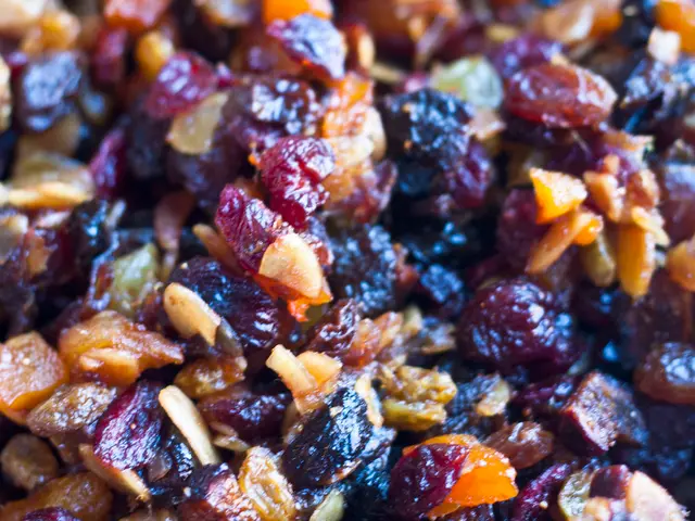 Dietary Impact on Gut Health and Mood: Exploring the Connection between Food and Mood Regulation