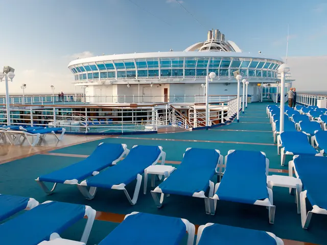 Exploring training and dual studies in Solingen: "Solingen's opportunities at your fingertips!"