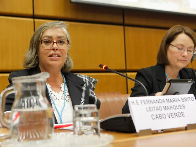 Impact of Social Jet Lag on Visual Focus of Female Undergraduates in an Online Learning Setting: An...