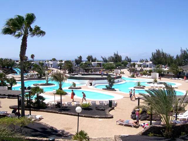 Business Strategies Embracing Environmental Preservation for Tourist Attractions