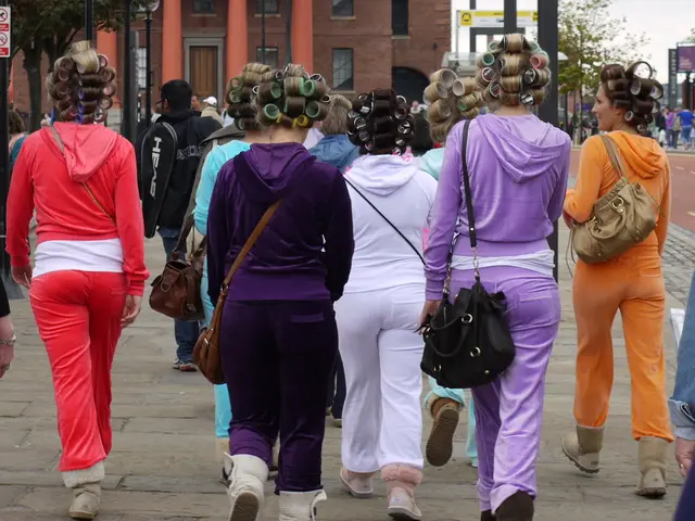 Visitors from St. Catherine University pay a visit to our establishment